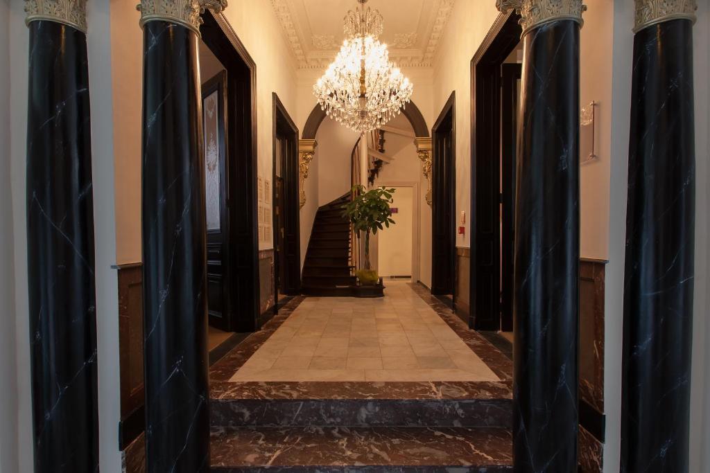 Hotel Geeraard Герардсберген Екстериор снимка