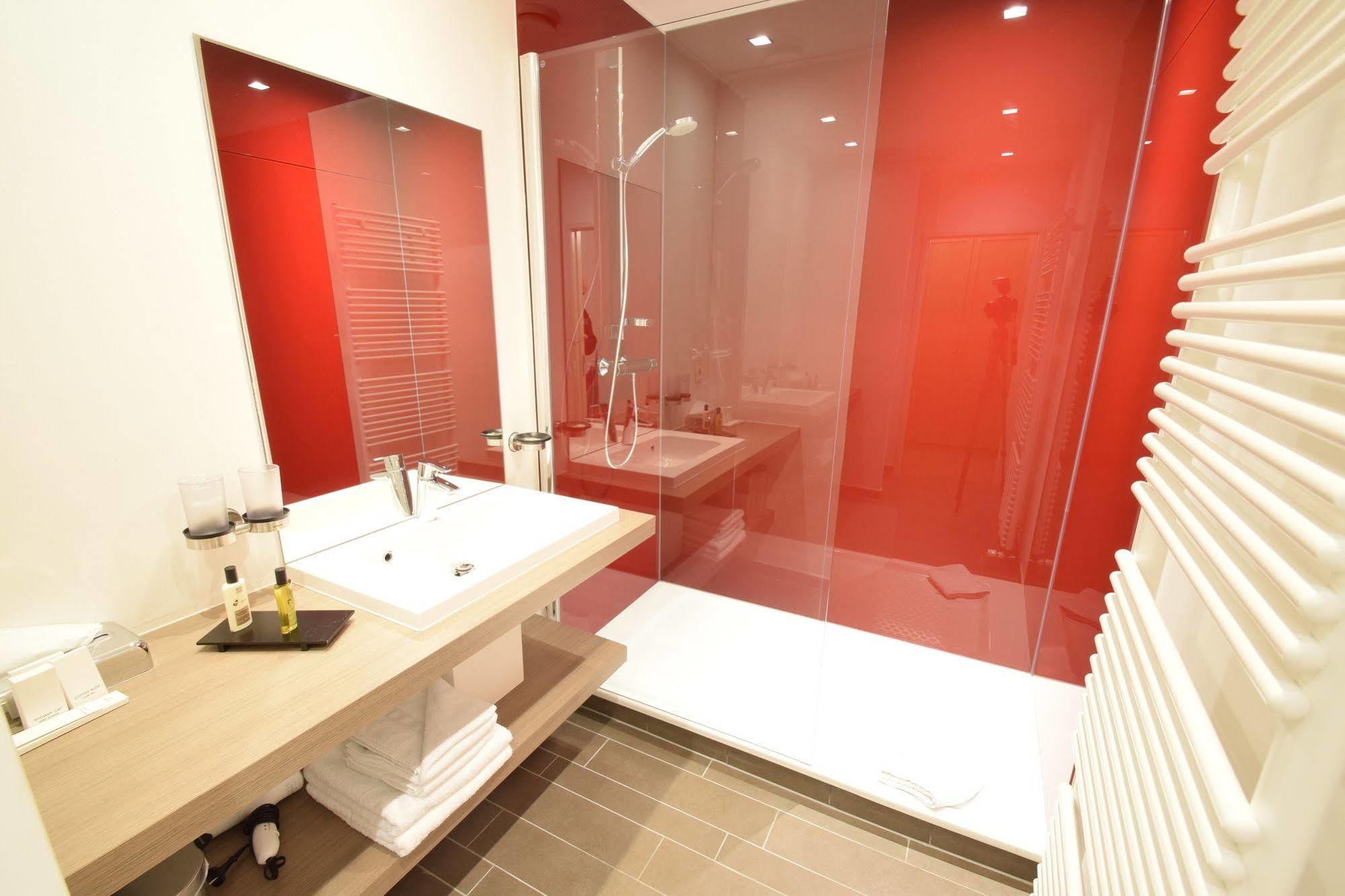 Hotel Geeraard Герардсберген Екстериор снимка