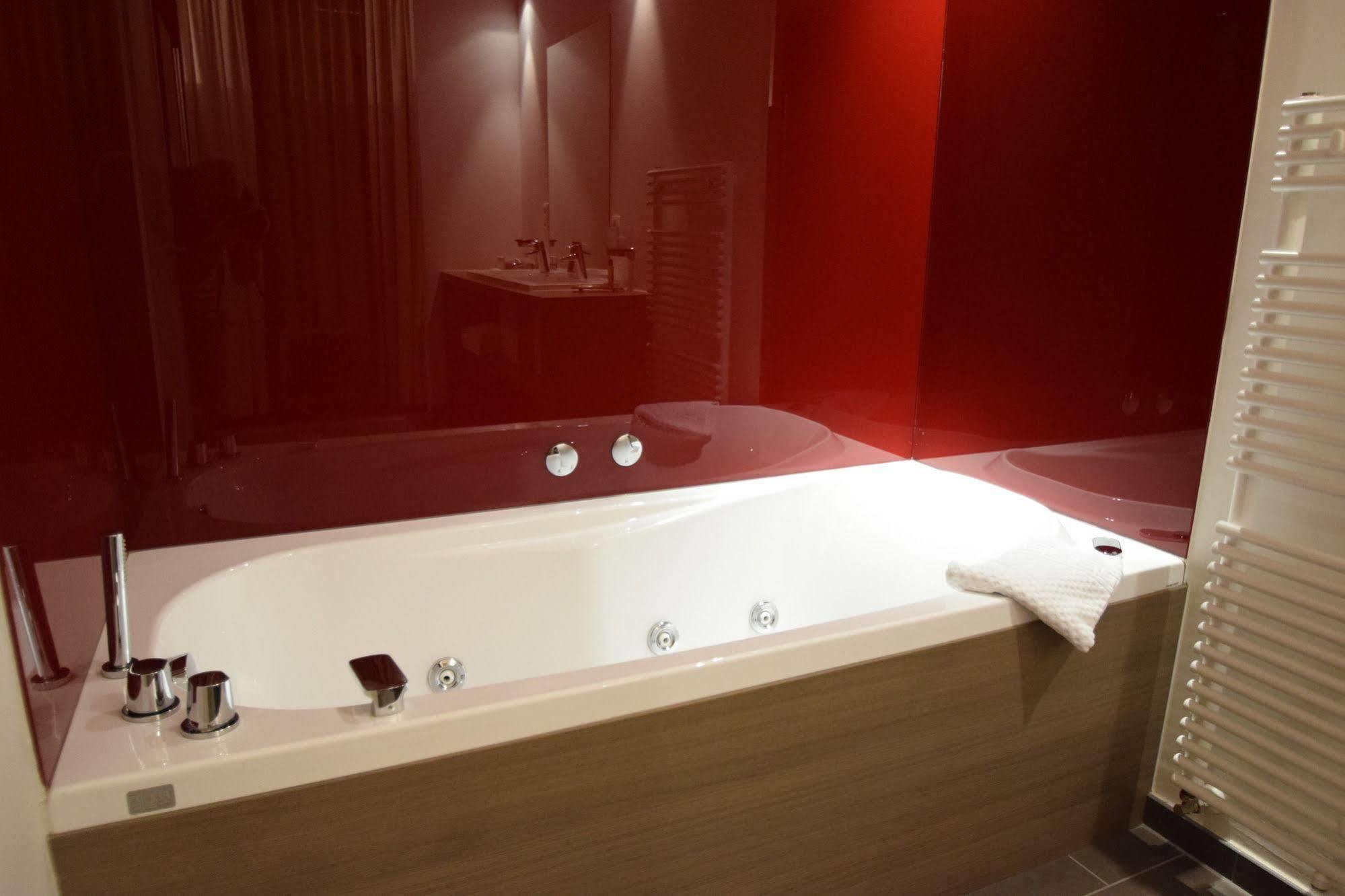 Hotel Geeraard Герардсберген Екстериор снимка