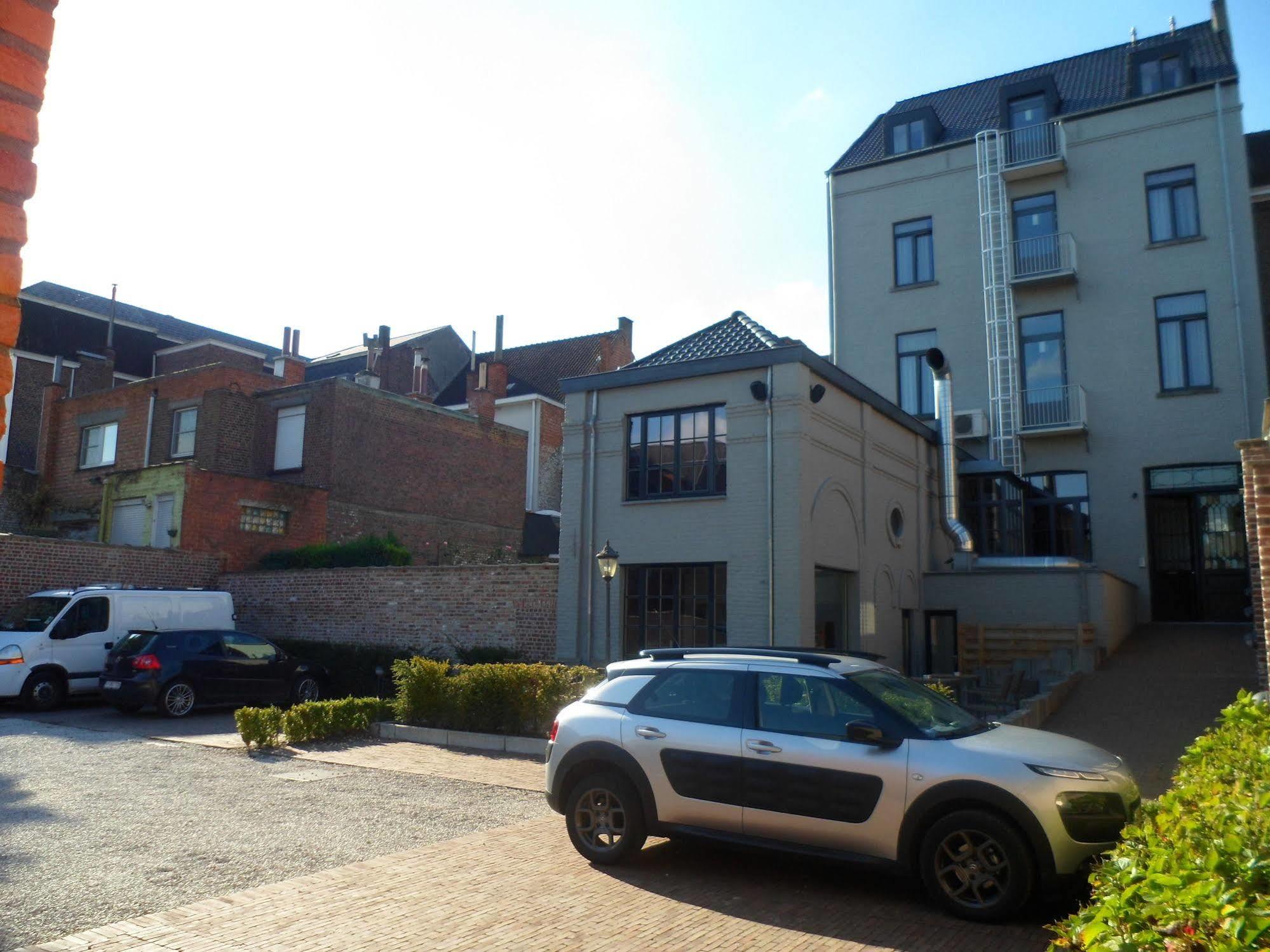 Hotel Geeraard Герардсберген Екстериор снимка