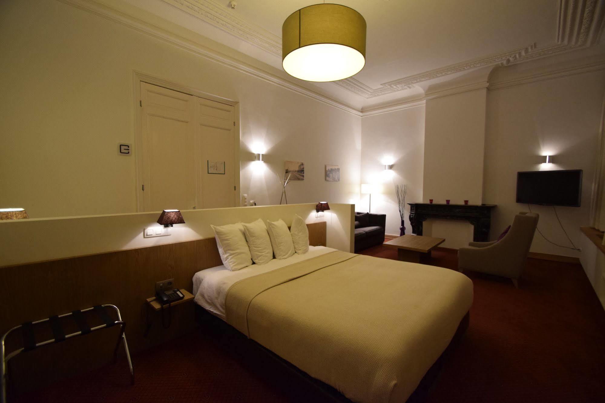 Hotel Geeraard Герардсберген Екстериор снимка