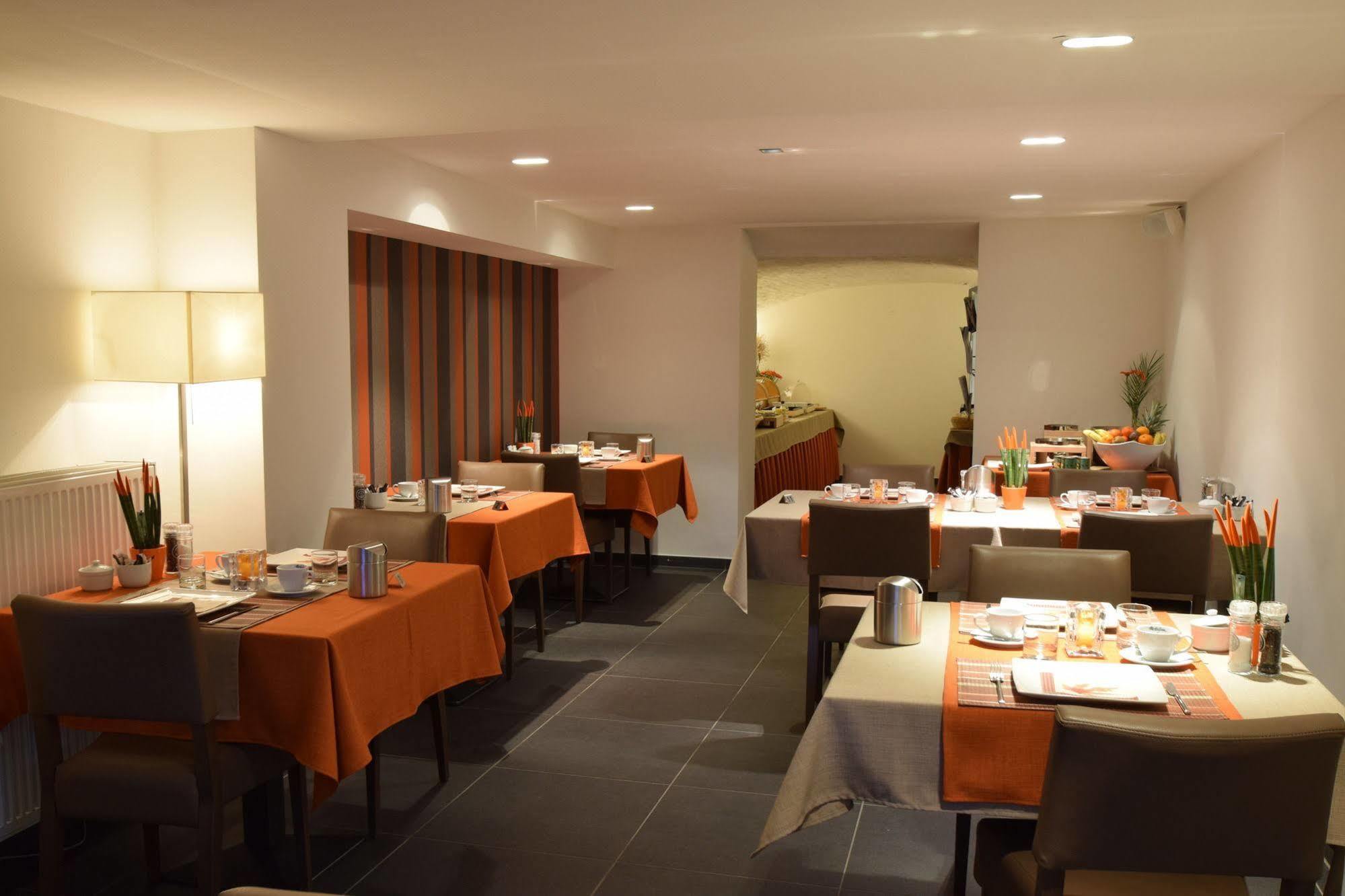 Hotel Geeraard Герардсберген Екстериор снимка